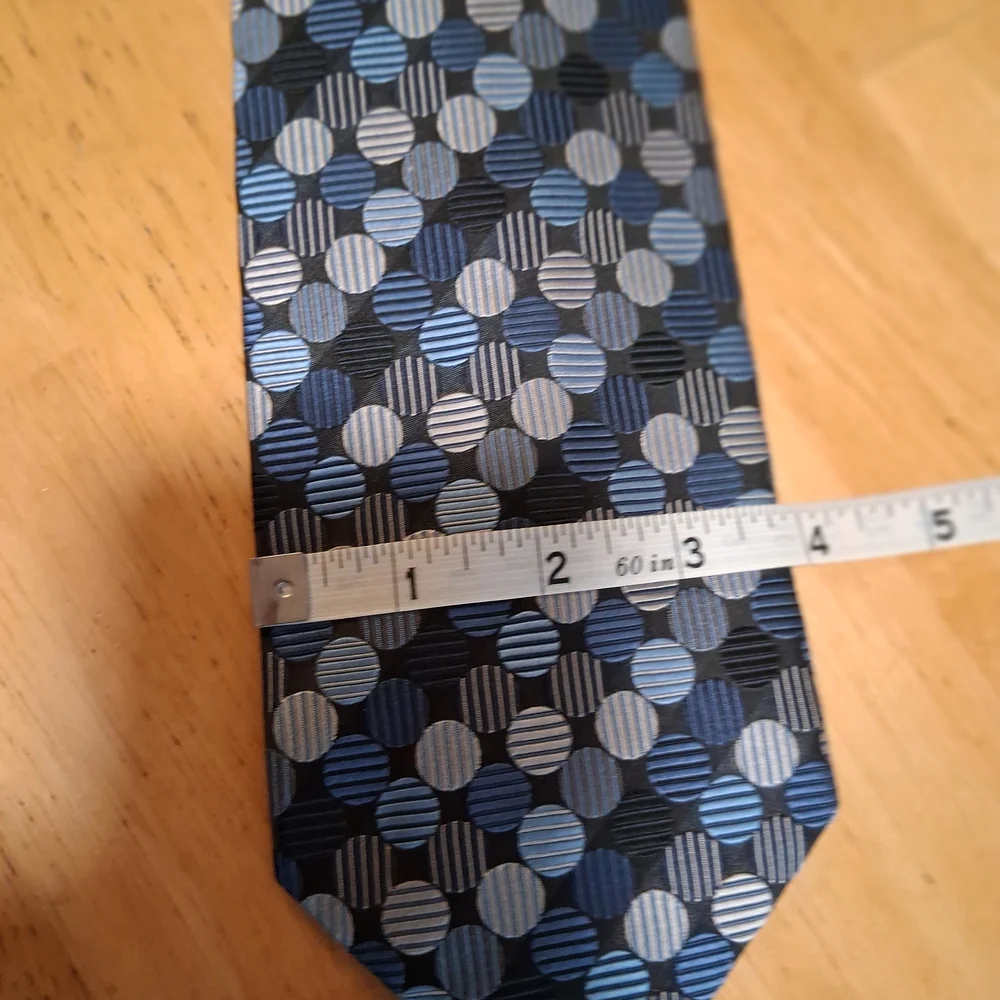 Blacker by Stanley Blacker Elegant Blue and Gray Geometric Men's Tie